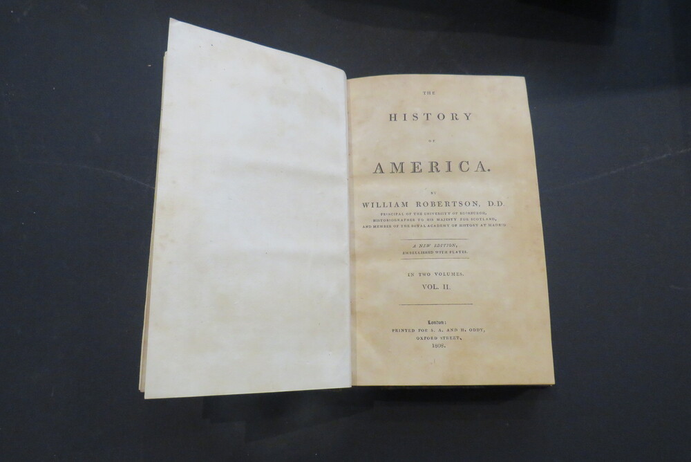 WILLIAM ROBERTSON. The History of America.
