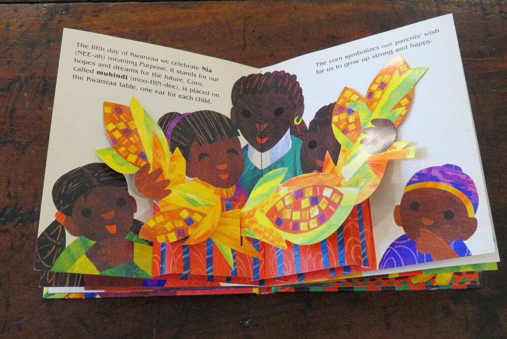 ROBERT SABUDA. A Kwanzaa Celebration Pop-Up Book.